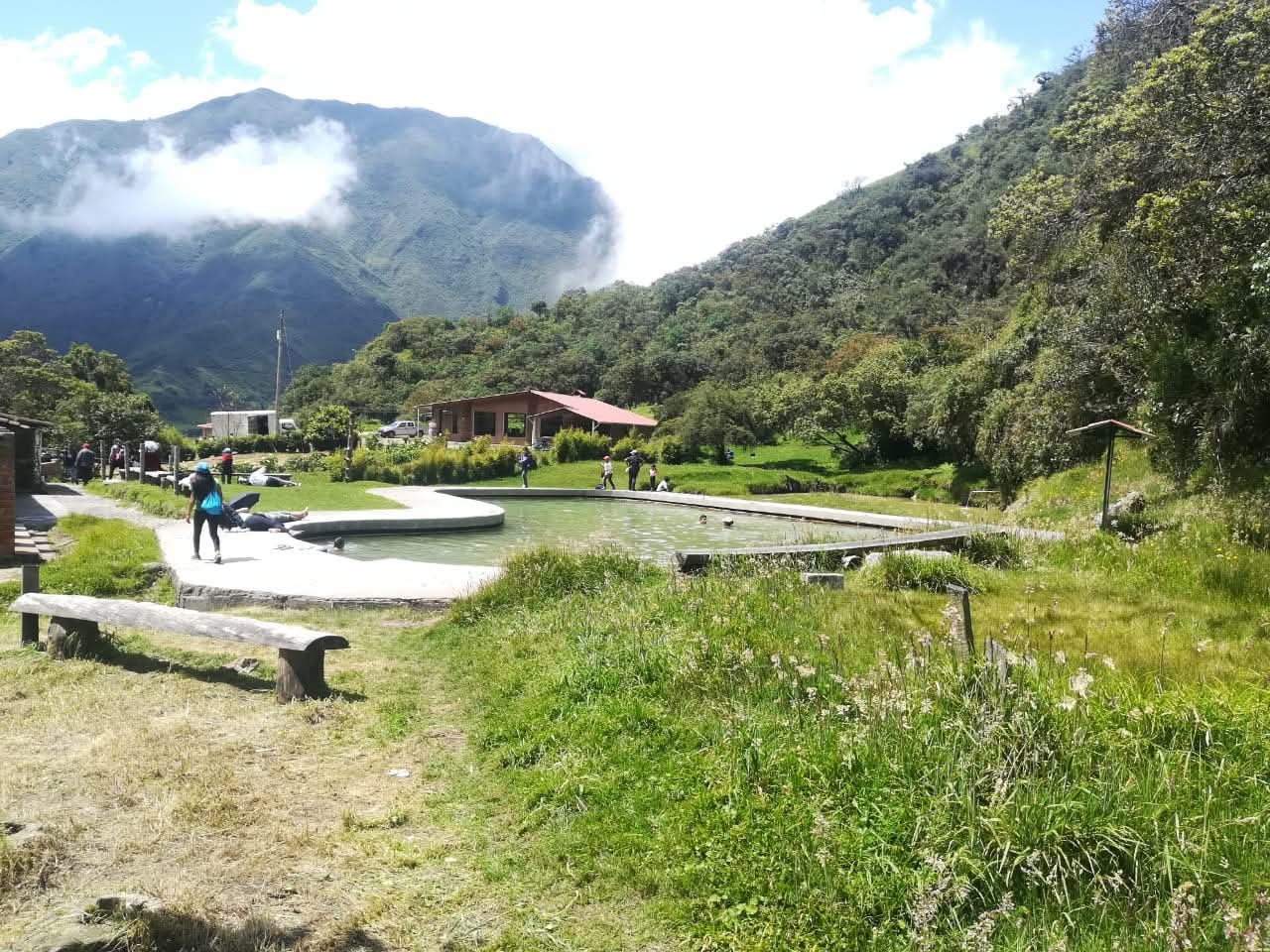 Aguas termales de la Parroquia de Lloa
